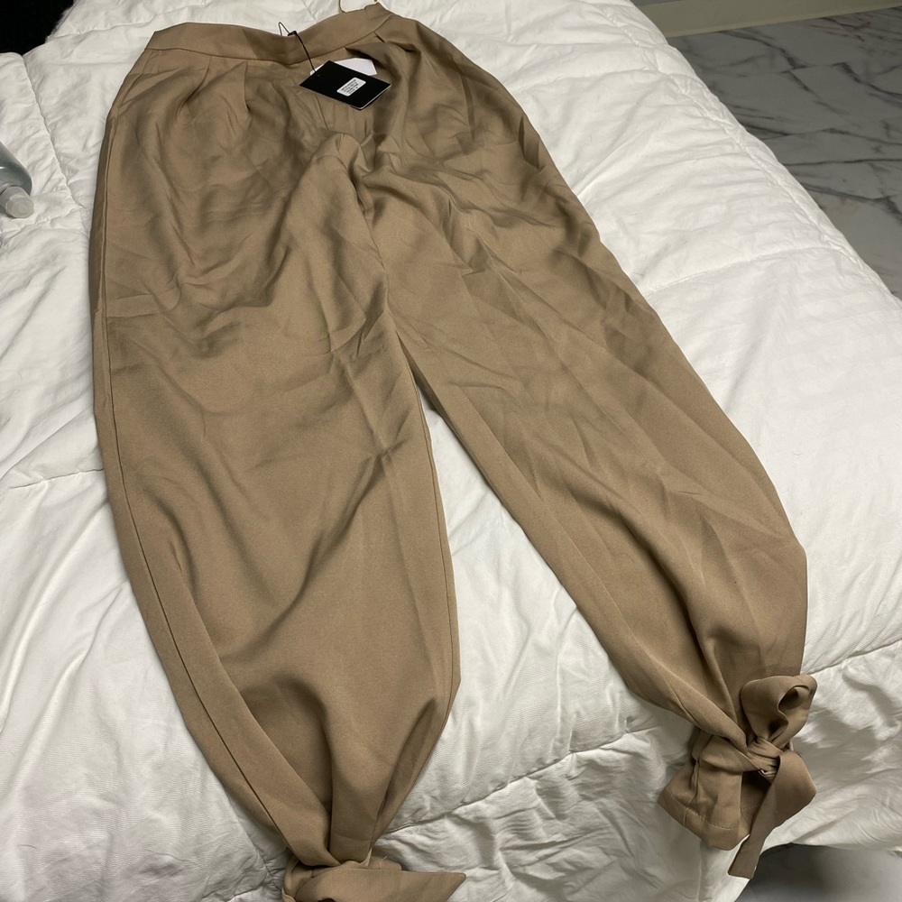 Camel trousers - Picture 6 of 8